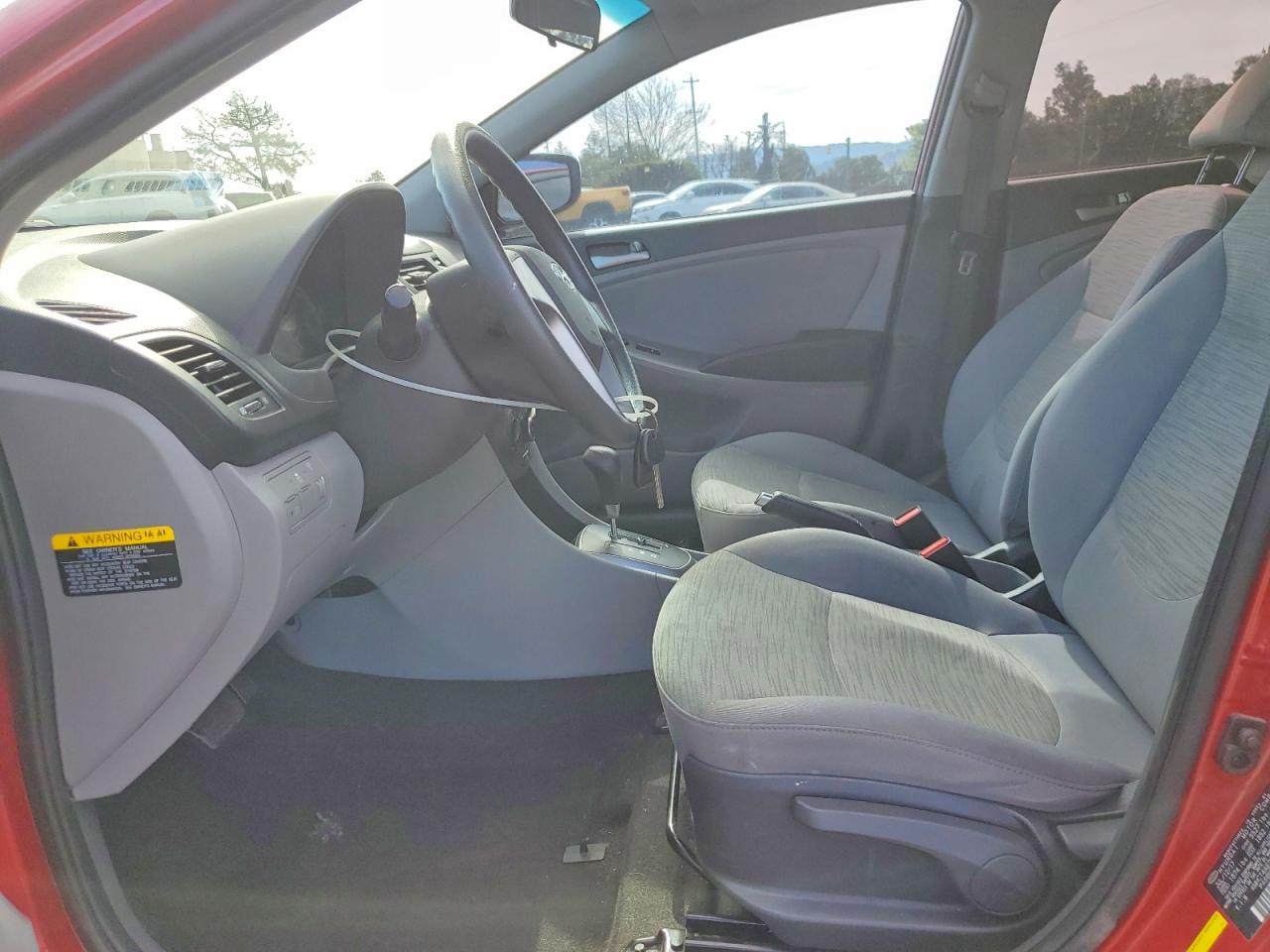 2017 HYUNDAI ACCENT photo 19