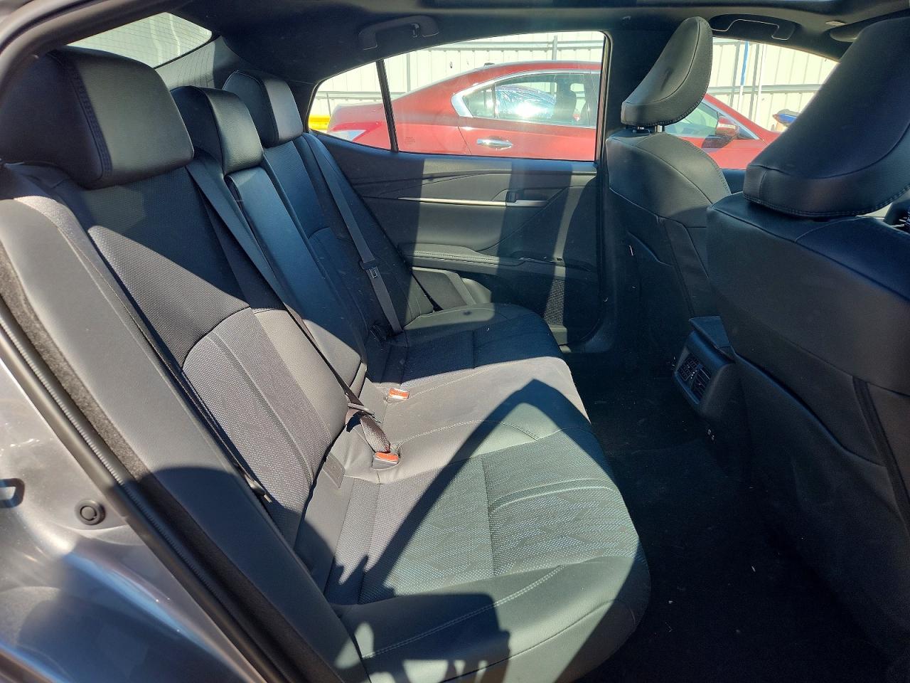 2026 TOYOTA CAMRY XSE photo 28