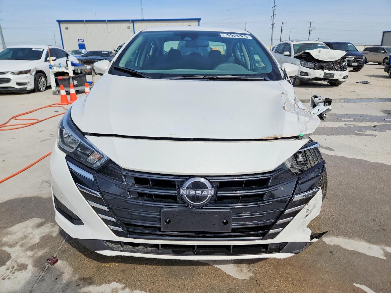 2024 NISSAN VERSA SV photo 5