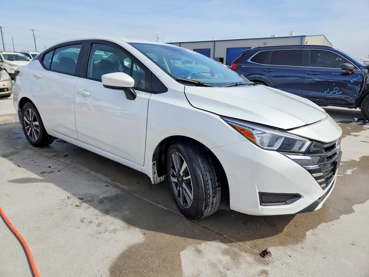 2024 NISSAN VERSA SV photo 4