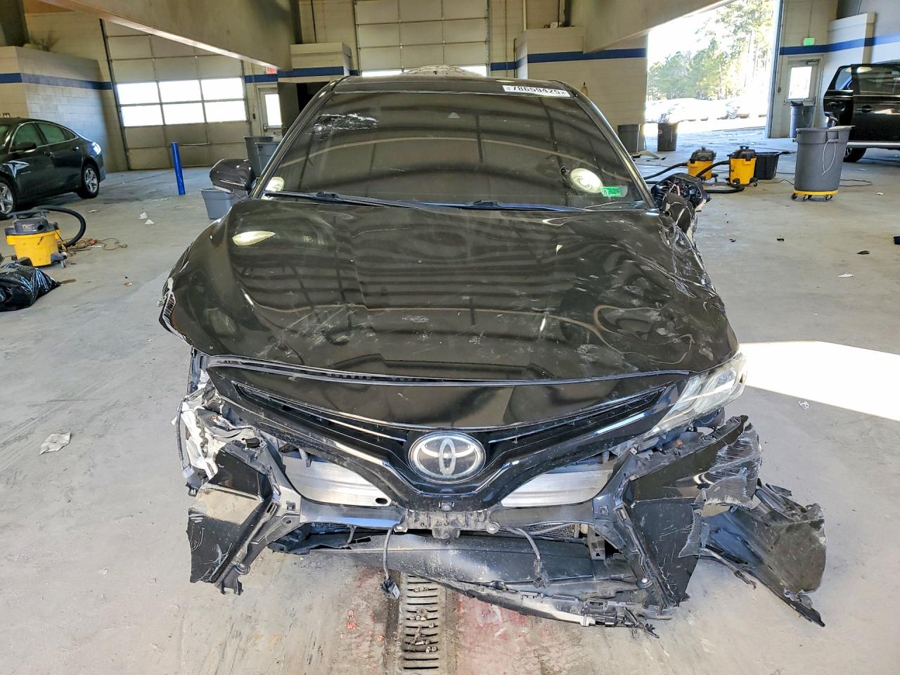 2019 TOYOTA CAMRY XSE photo 9