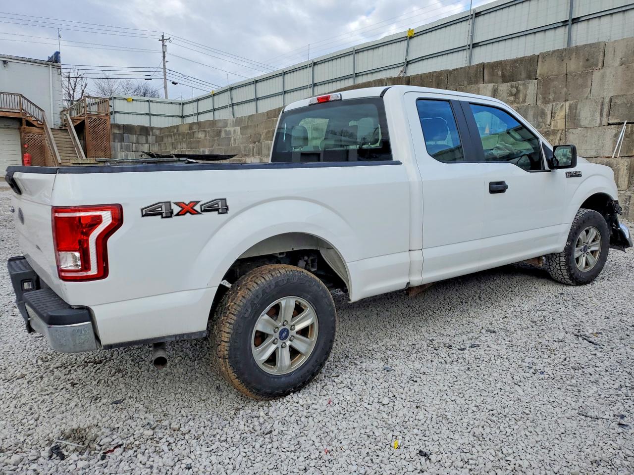 2017 FORD F150 SUPER CAB photo 3