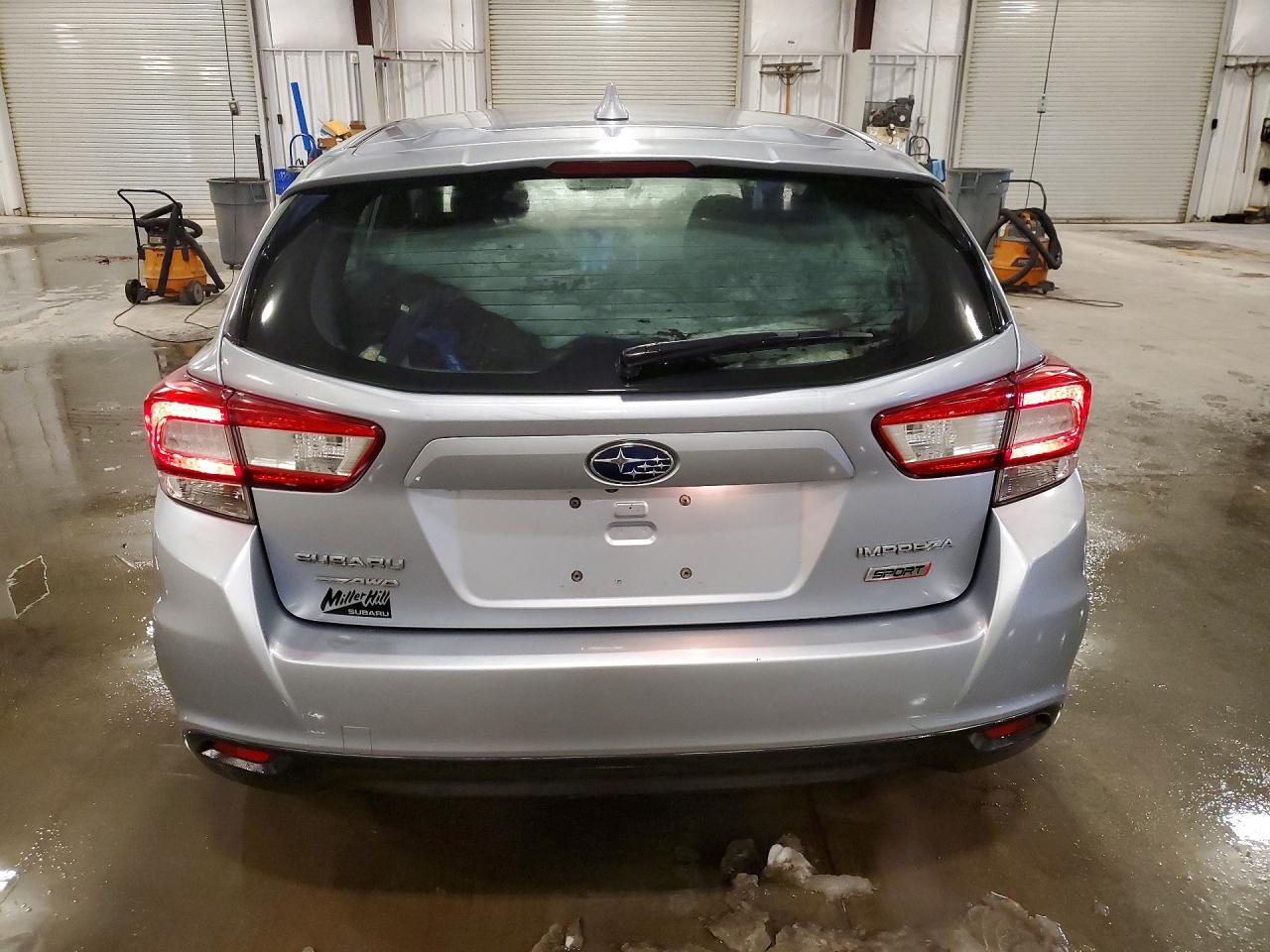 2019 SUBARU IMPREZA SPORT photo 16
