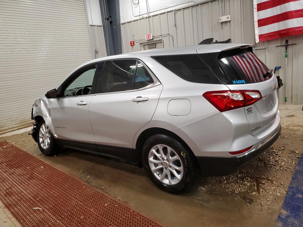 2020 CHEVROLET EQUINOX LT photo 4