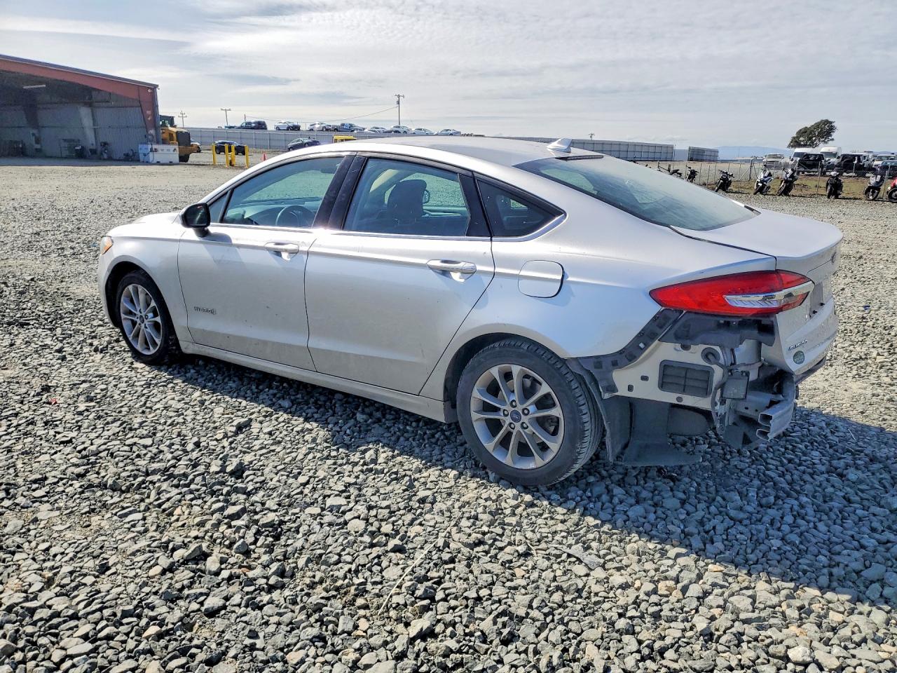 2019 FORD FUSION SE photo 2