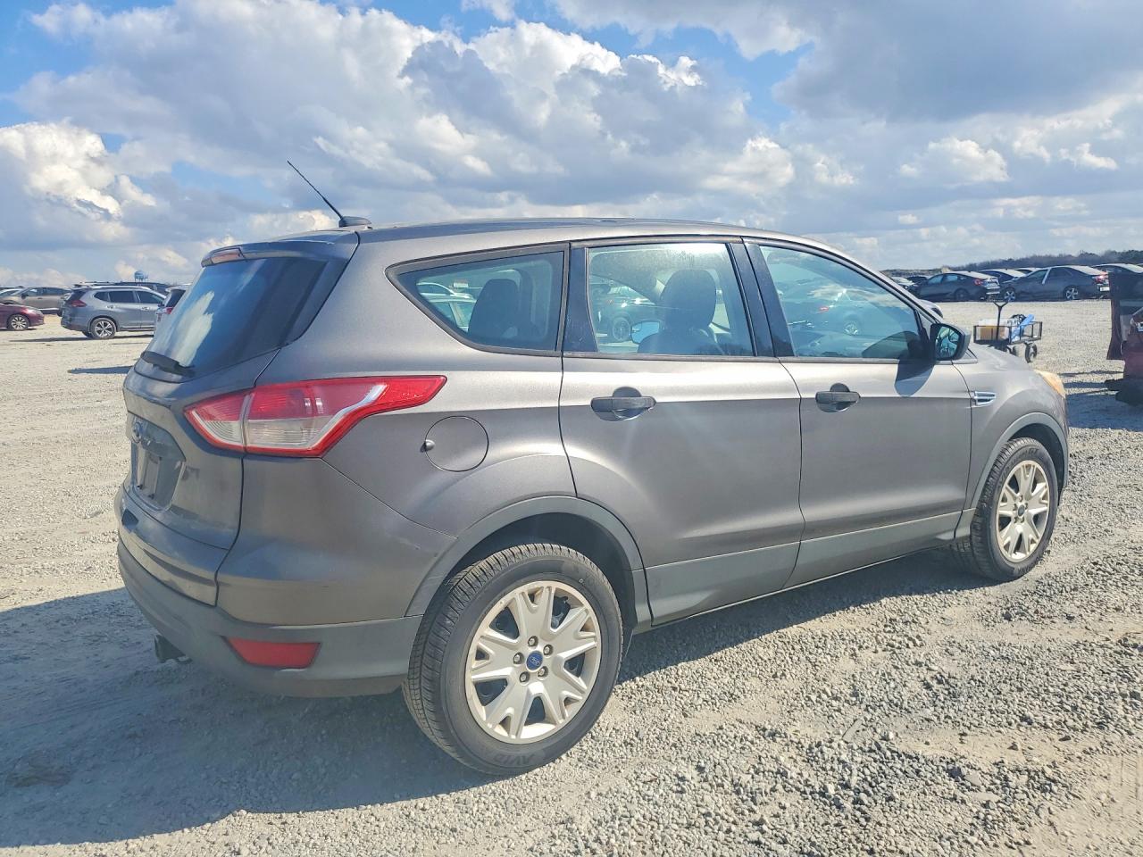 2013 FORD ESCAPE S photo 7