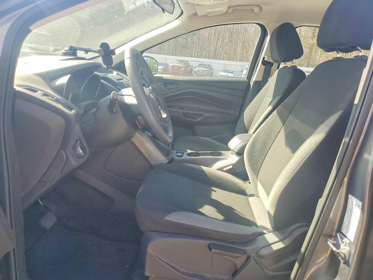 2013 FORD ESCAPE S photo 19
