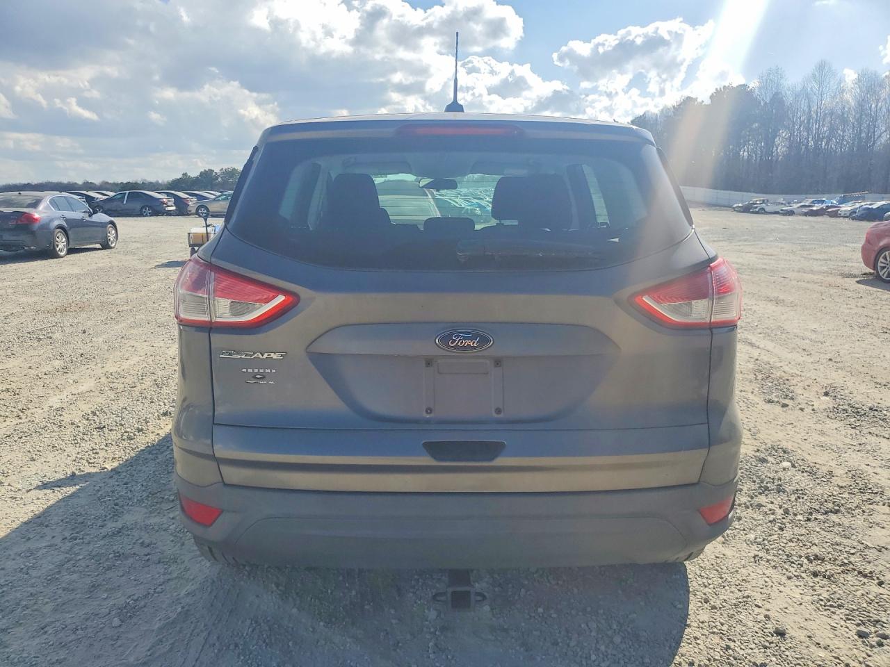 2013 FORD ESCAPE S photo 16
