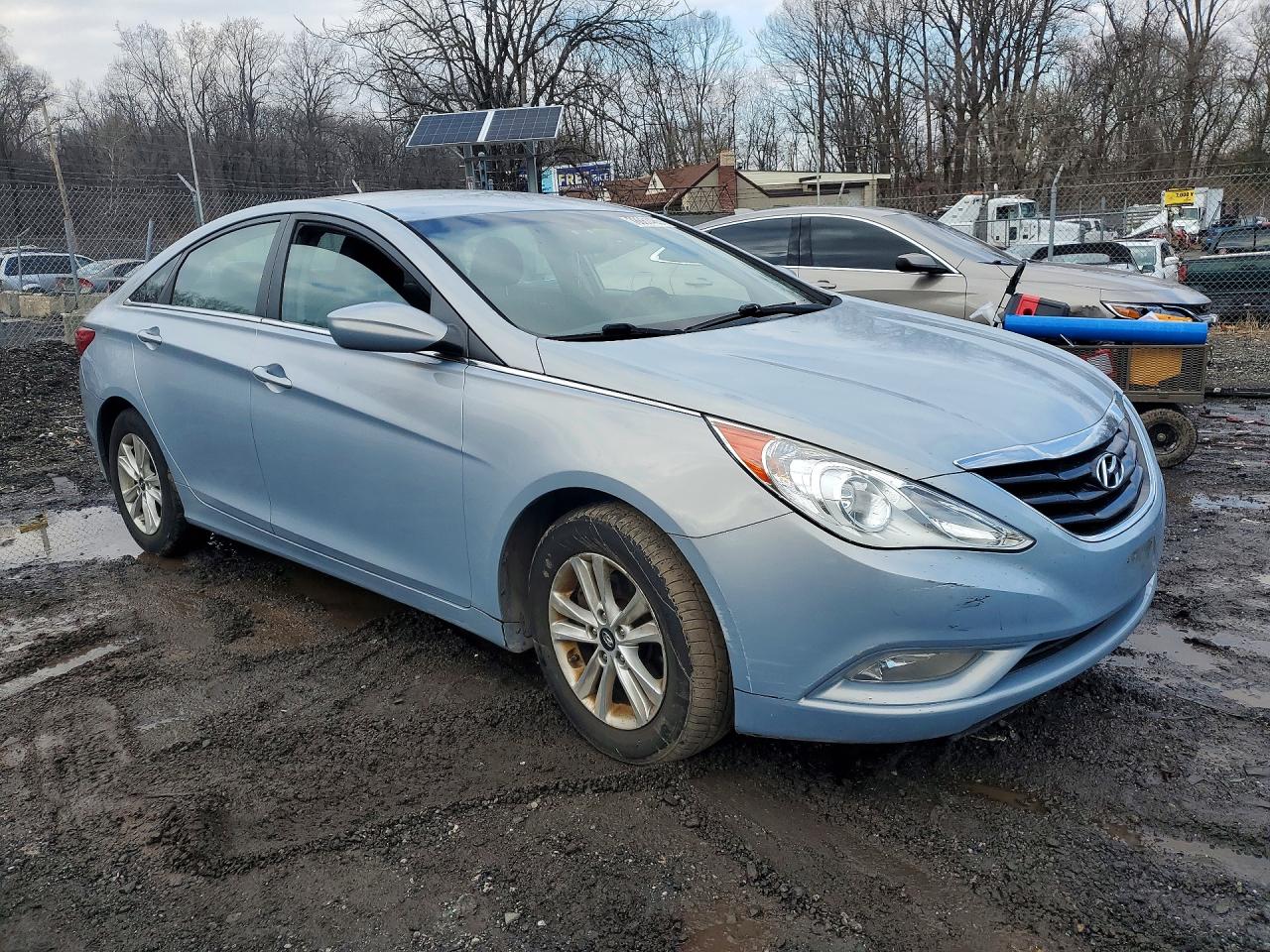 2013 HYUNDAI SONATA GLS photo 7