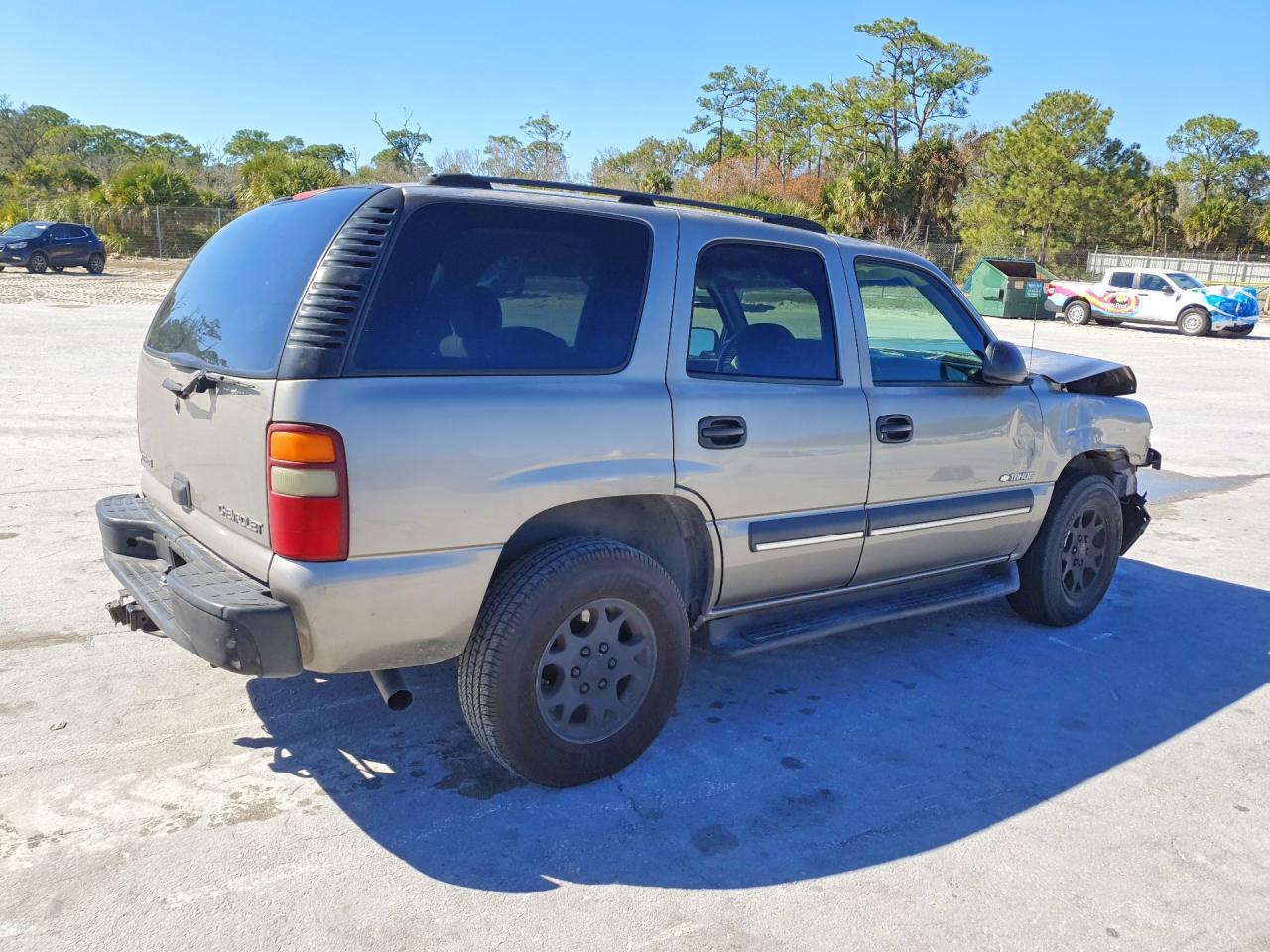 2003 CHEVROLET TAHOE C1500 photo 3