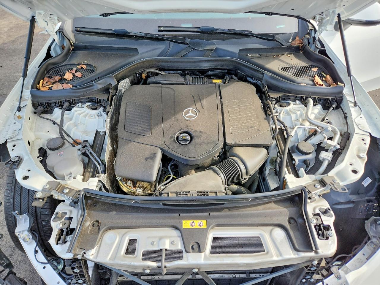 2025 MERCEDES-BENZ GLC 300 photo 23