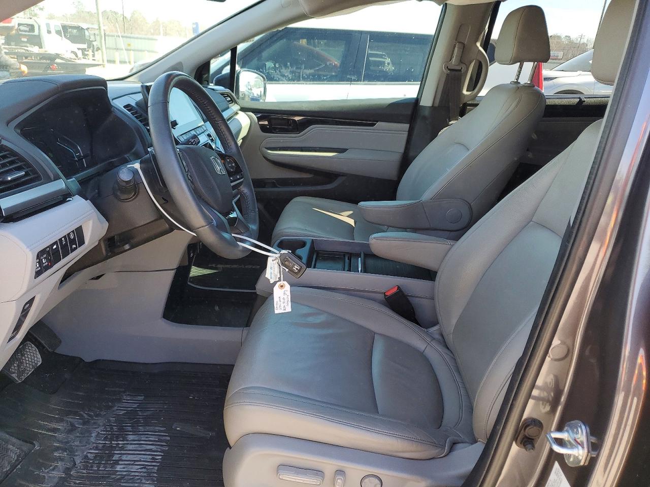 2024 HONDA ODYSSEY TOURING photo 19