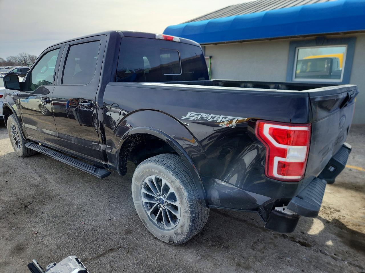 2019 FORD F150 SUPERCREW photo 2