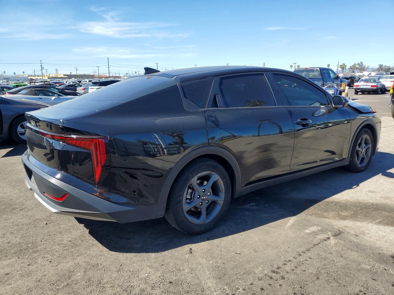 2025 KIA K4 LXS photo 7