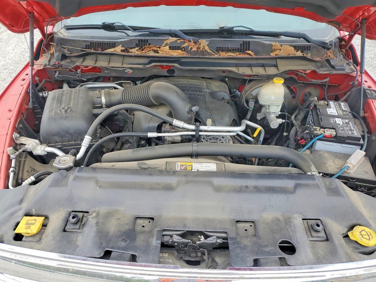 2015 RAM 1500 SLT photo 11