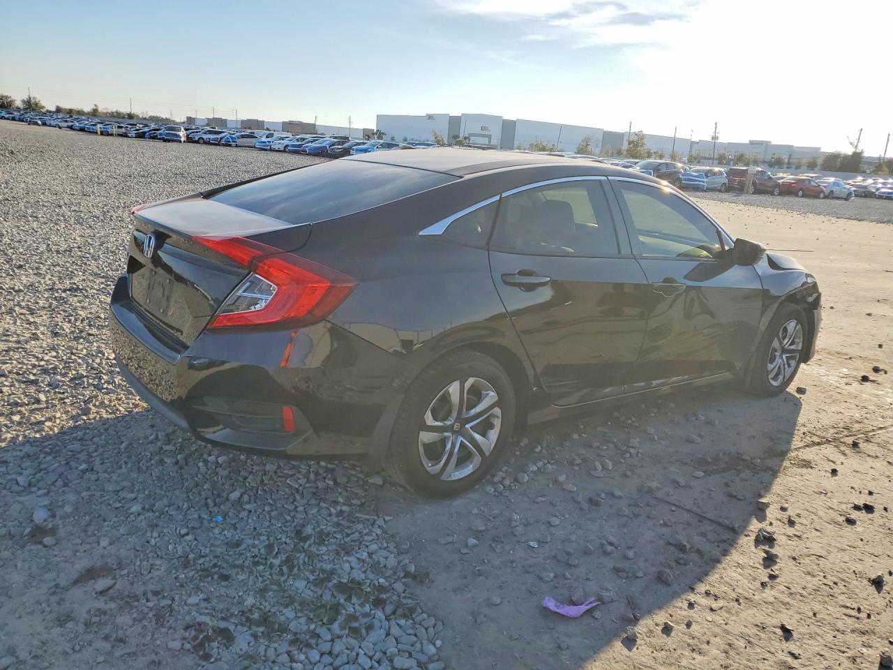 2016 HONDA CIVIC LX photo 3