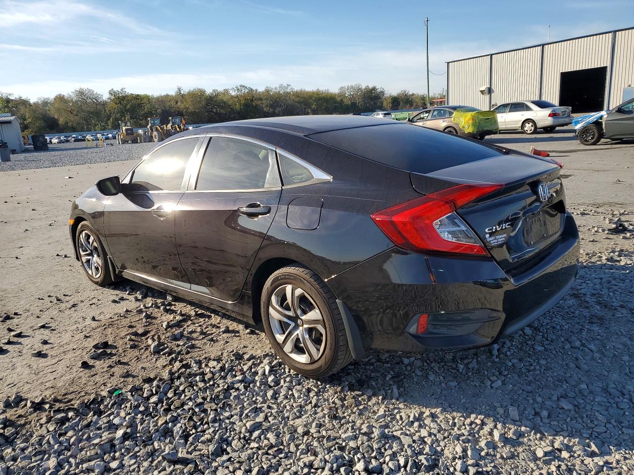 2016 HONDA CIVIC LX photo 2