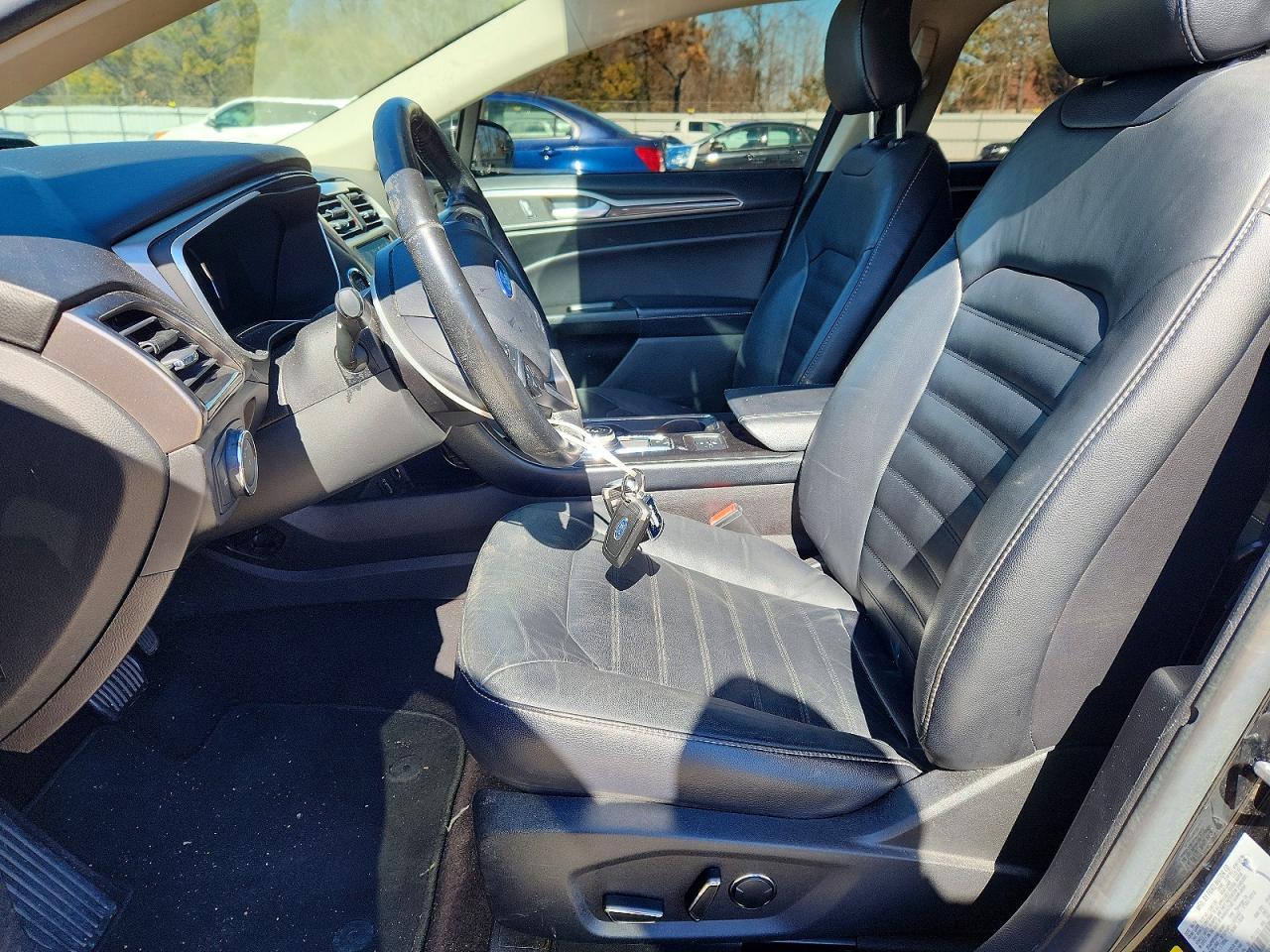 2017 FORD FUSION SE PHEV photo 7