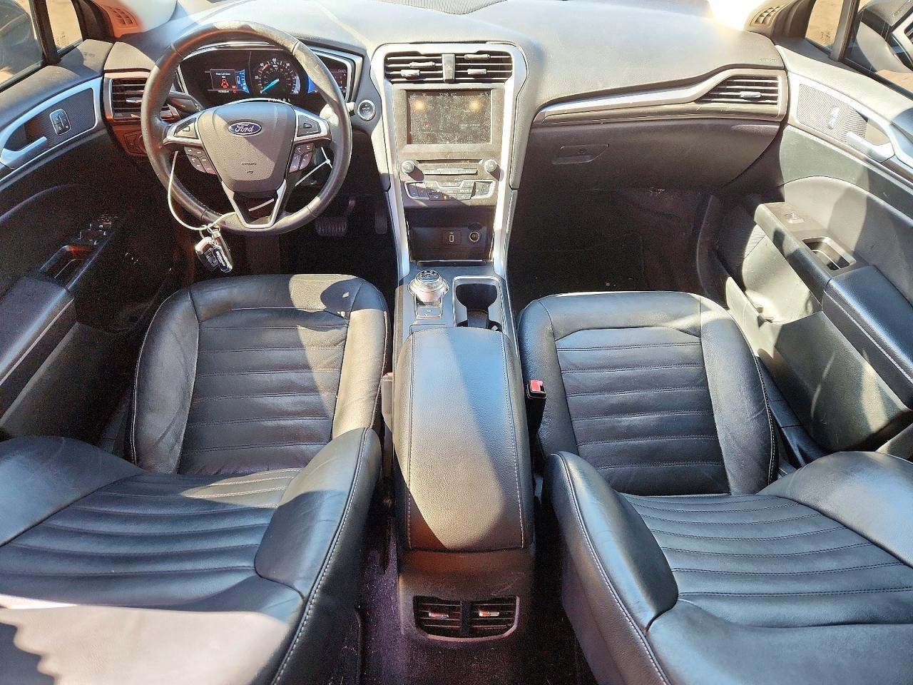 2017 FORD FUSION SE PHEV photo 8