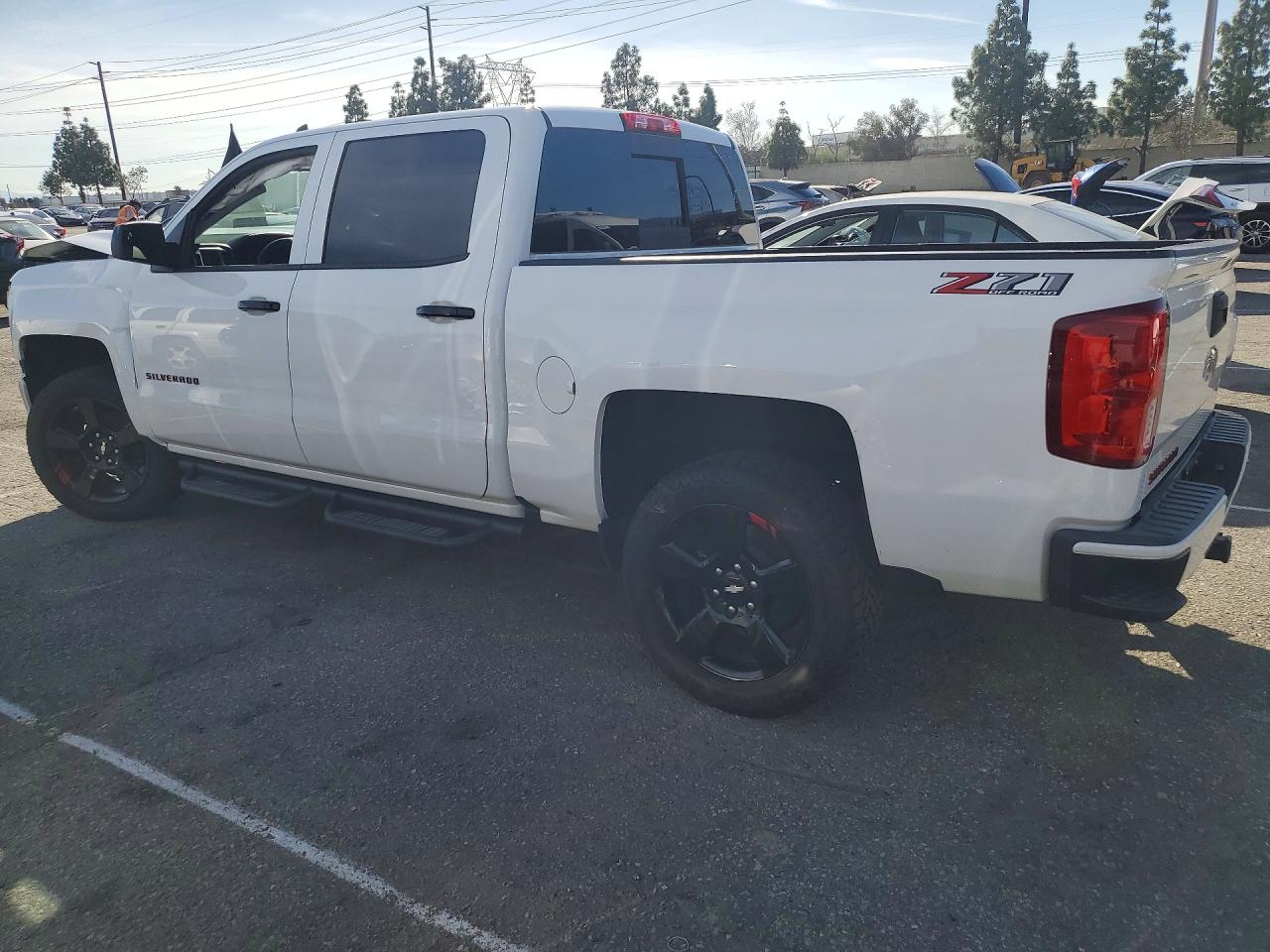 2018 CHEVROLET SILVERADO K1500 LTZ photo 3