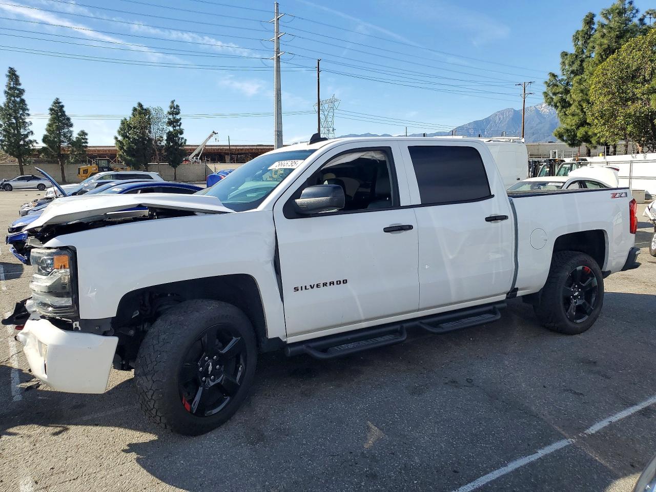 2018 CHEVROLET SILVERADO