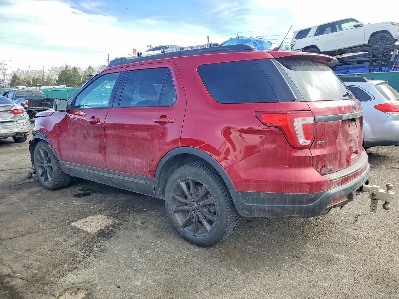 2018 FORD EXPLORER XLT photo 2