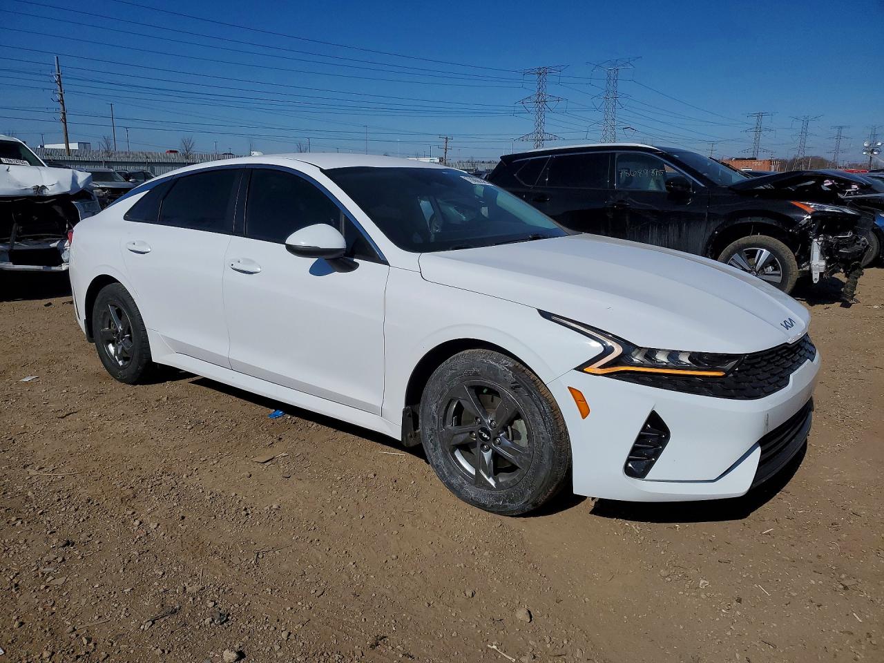 2023 KIA K5 LXS photo 4
