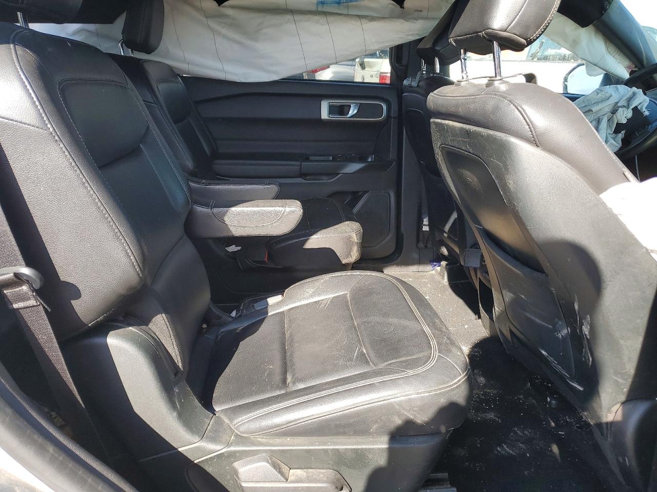 2020 FORD EXPLORER XLT photo 21