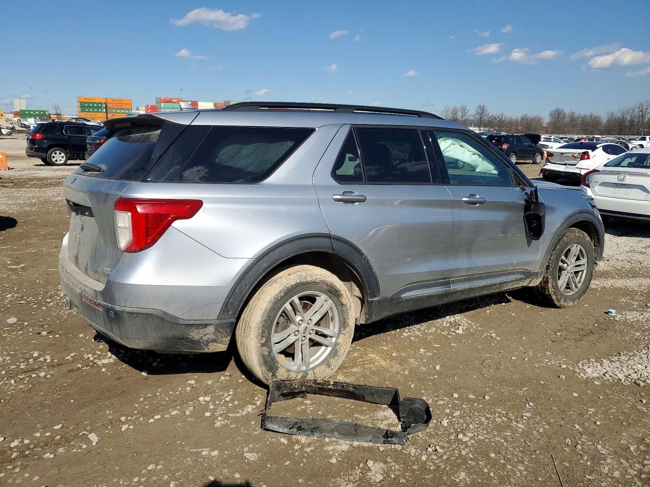 2020 FORD EXPLORER XLT photo 5