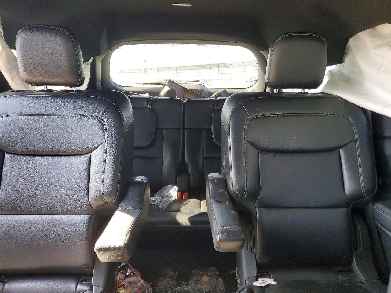 2020 FORD EXPLORER XLT photo 19
