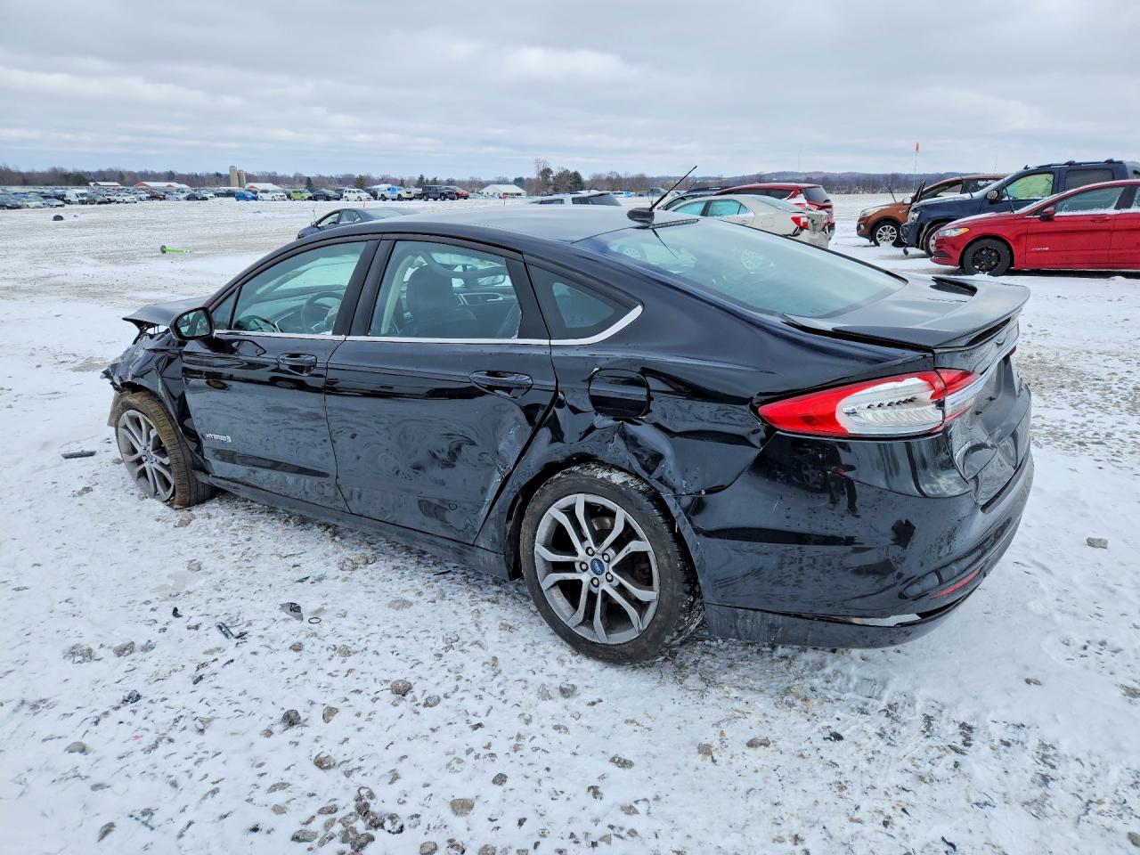 2017 FORD FUSION SE HYBRID photo 2