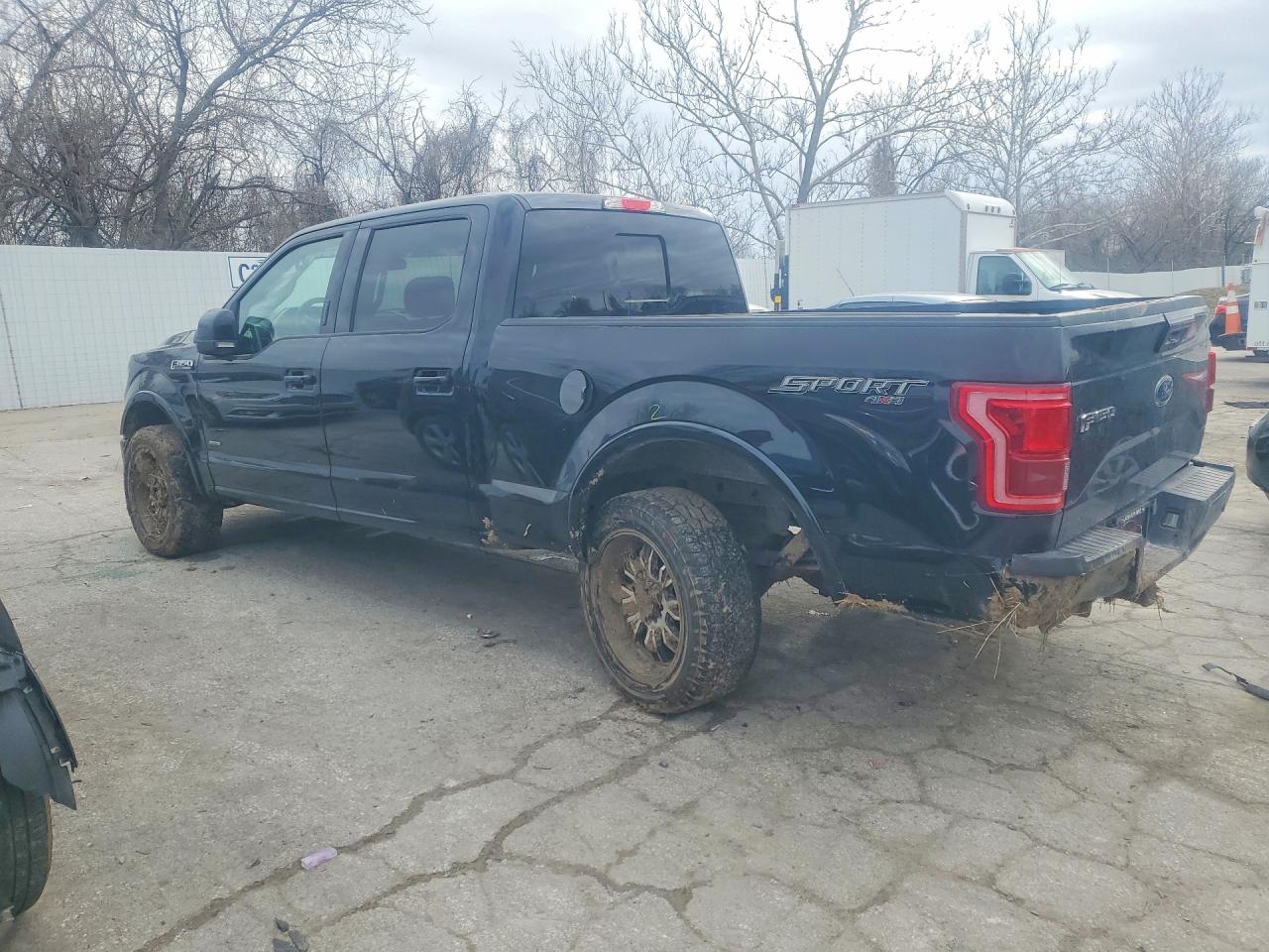 2017 FORD F150 SUPERCREW photo 2