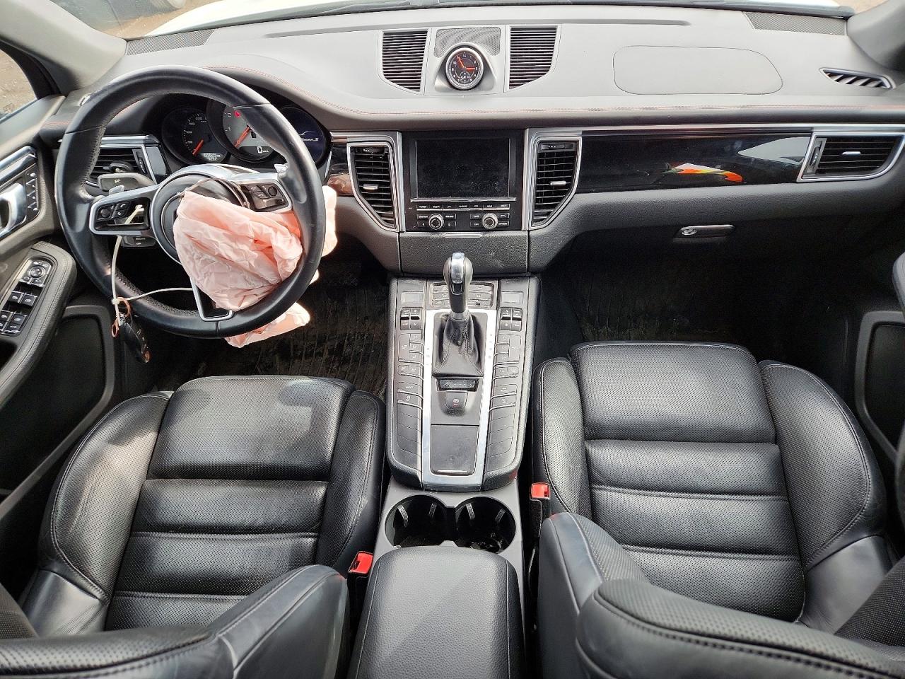 2015 PORSCHE MACAN S photo 8