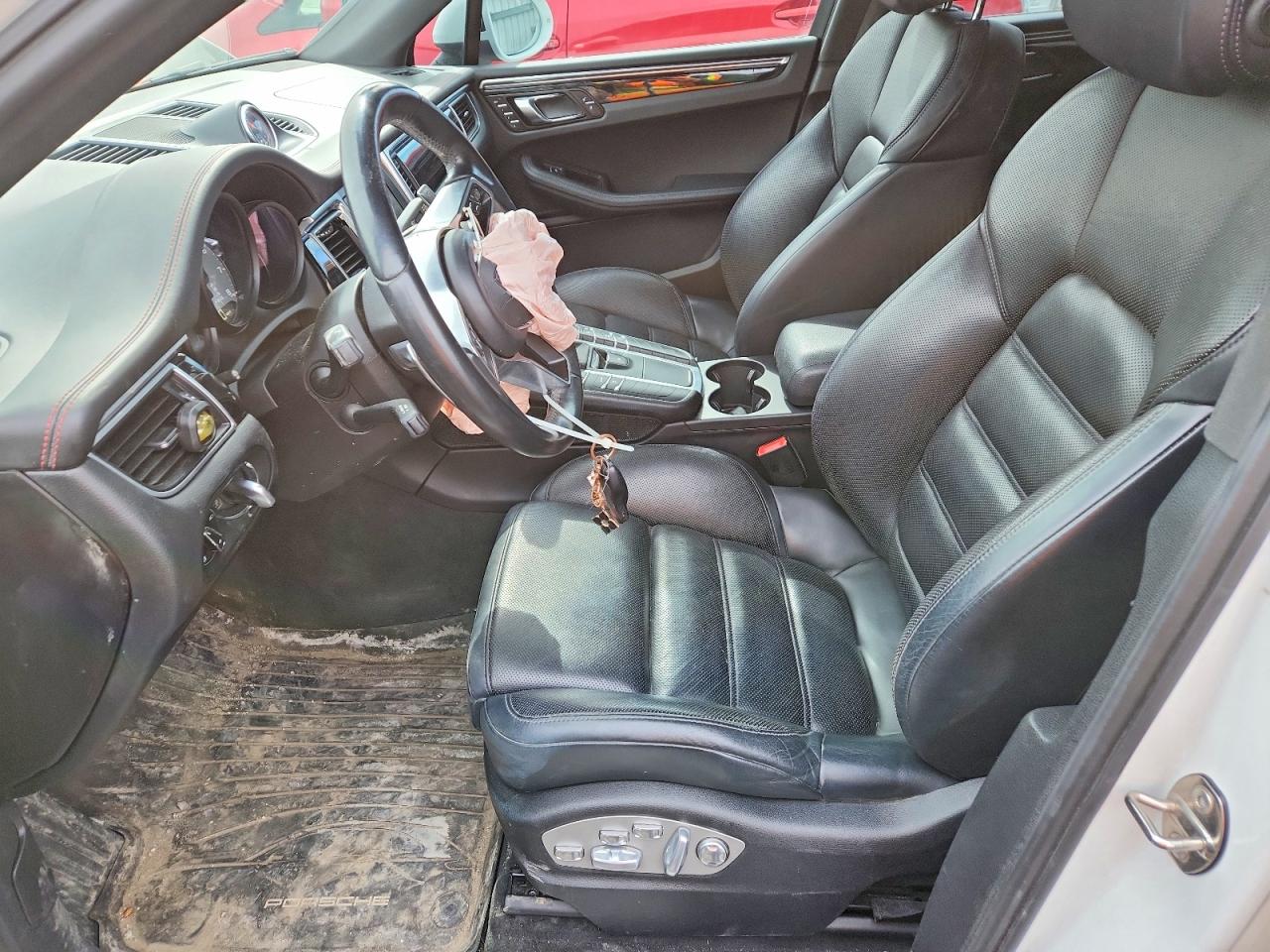 2015 PORSCHE MACAN S photo 7