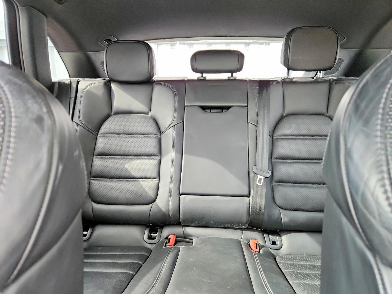 2015 PORSCHE MACAN S photo 10
