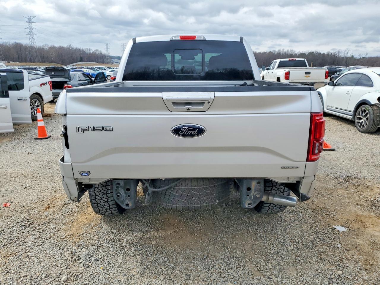 2017 FORD F150 SUPERCREW photo 6