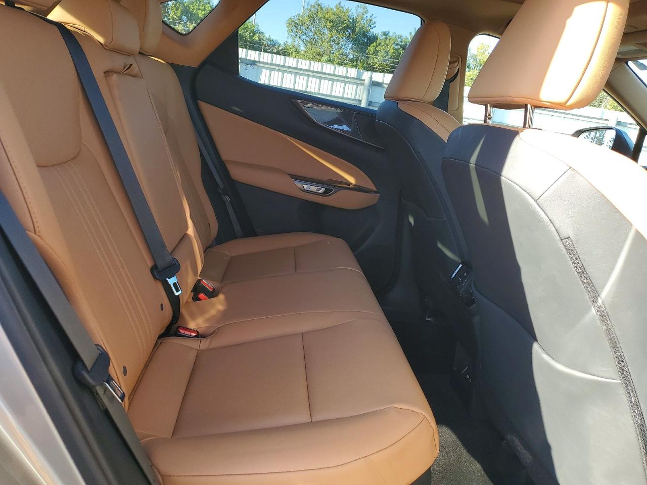 2024 LEXUS NX 350H BASE photo 11