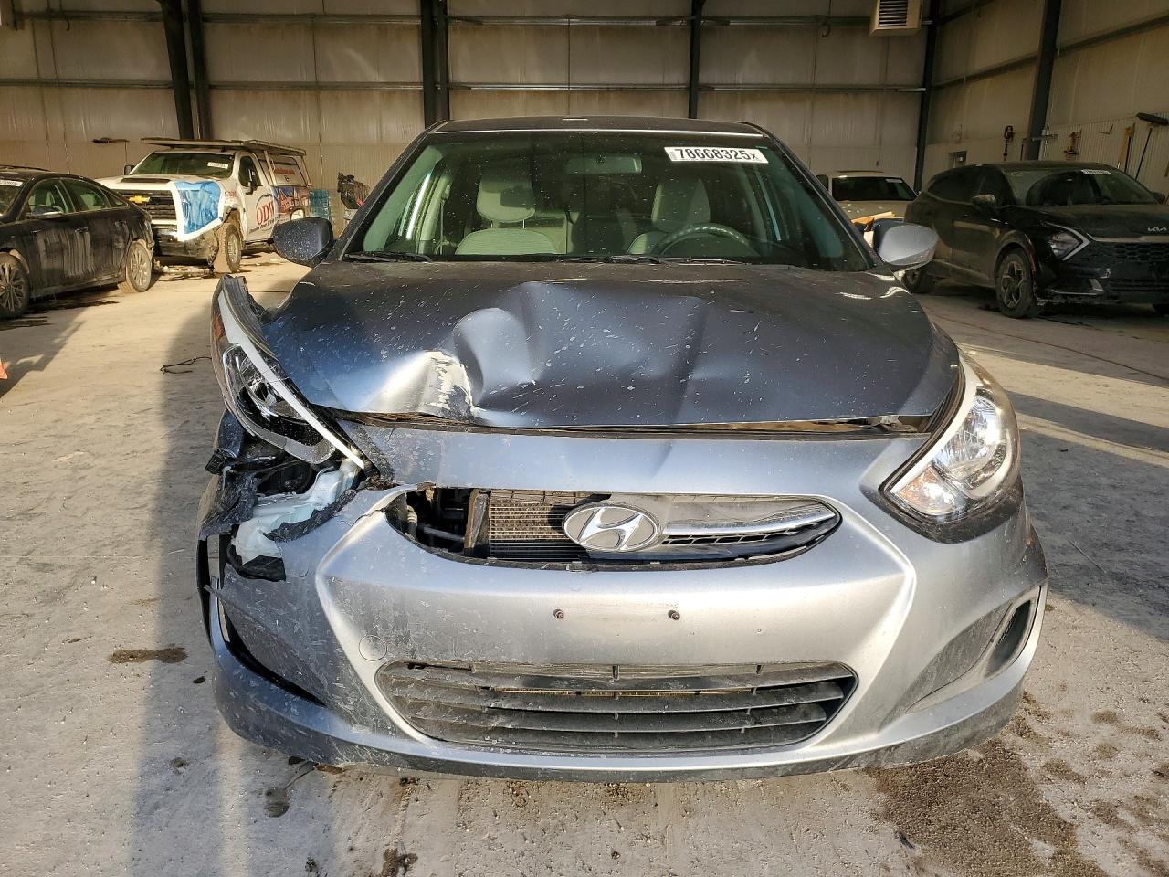 2017 HYUNDAI ACCENT SE photo 13