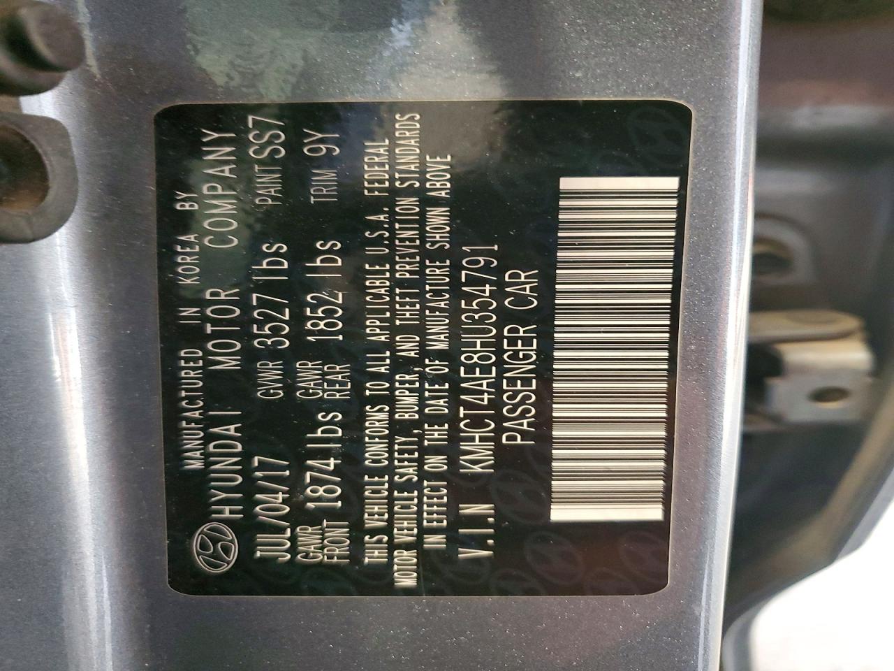 2017 HYUNDAI ACCENT SE photo 34