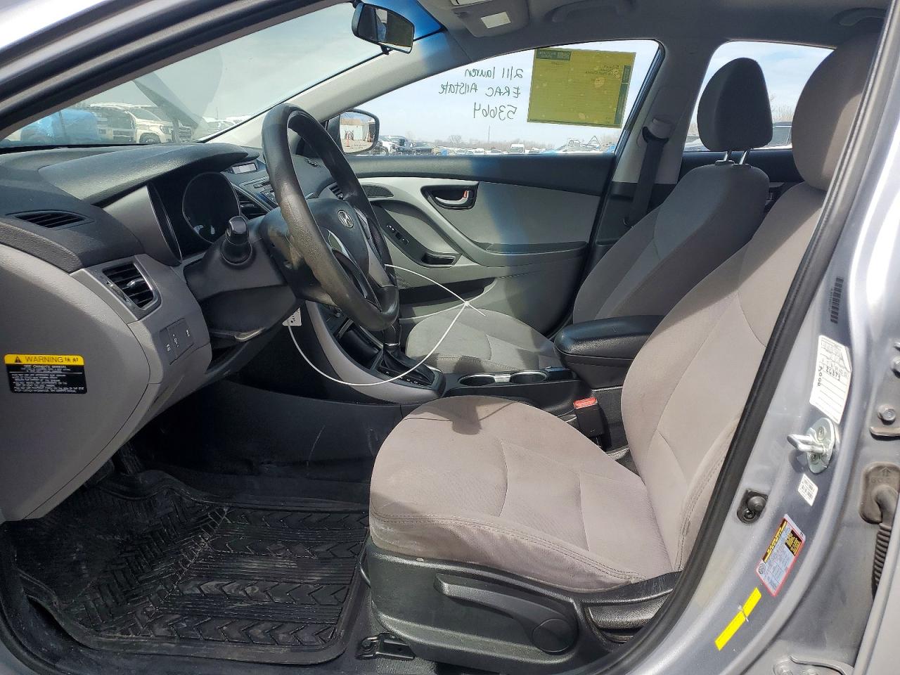 2016 HYUNDAI ELANTRA SE photo 7