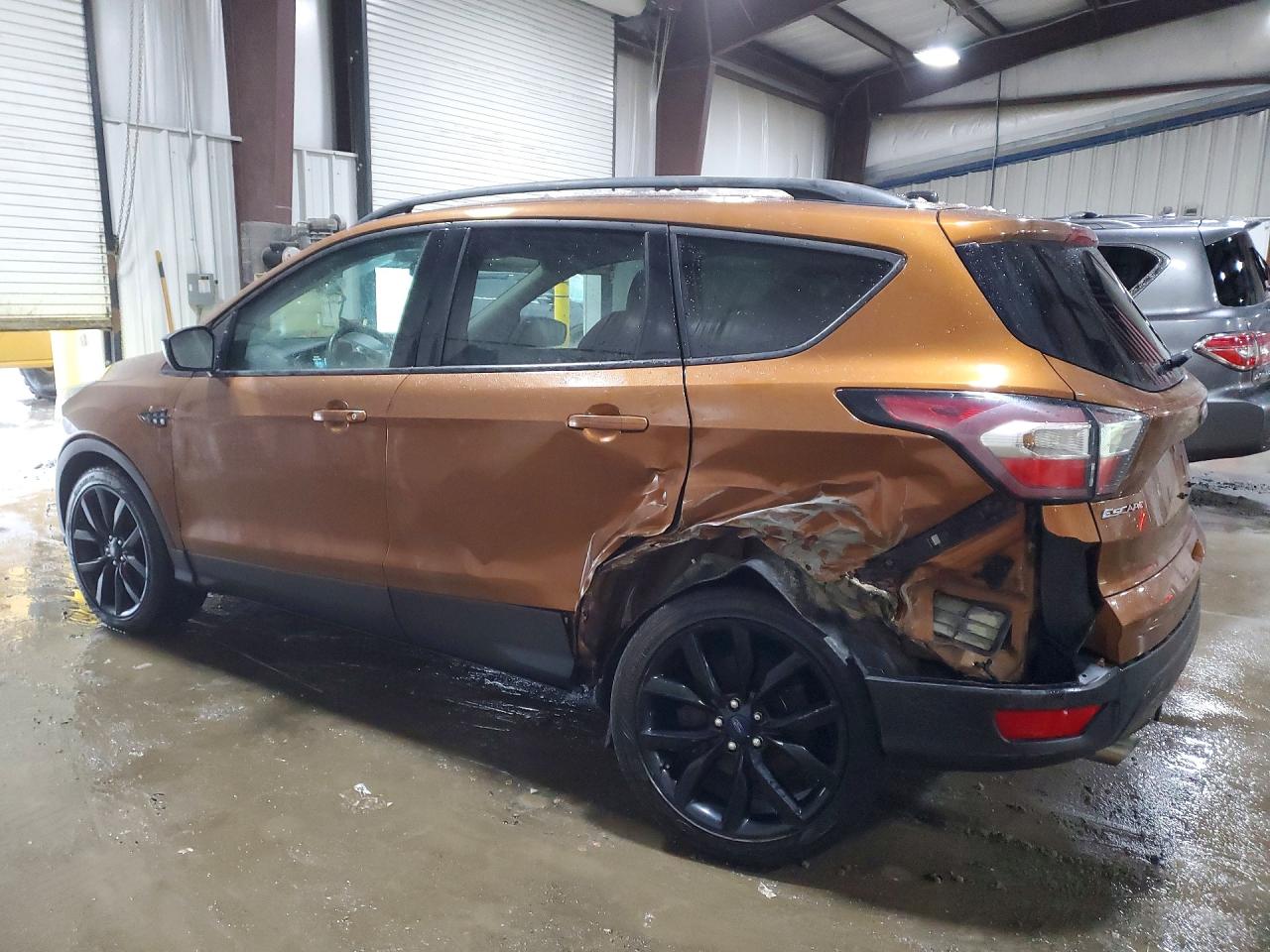 2017 FORD ESCAPE SE photo 3
