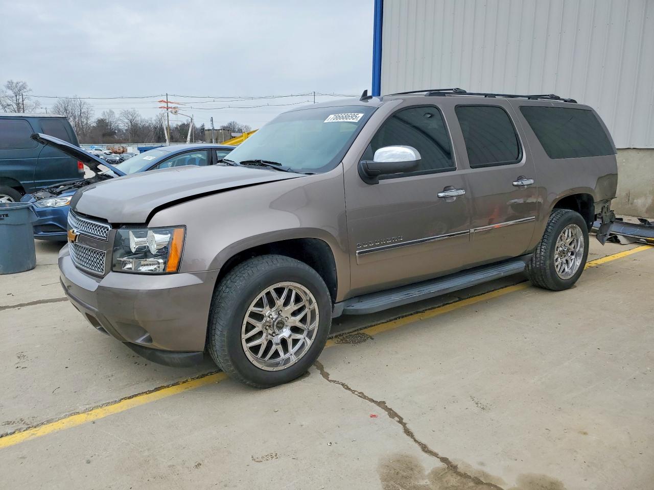 2012 CHEVROLET SUBURBAN K1500 LTZ photo 2