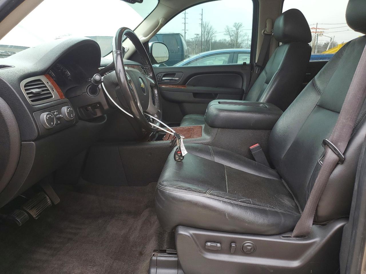 2012 CHEVROLET SUBURBAN K1500 LTZ photo 13