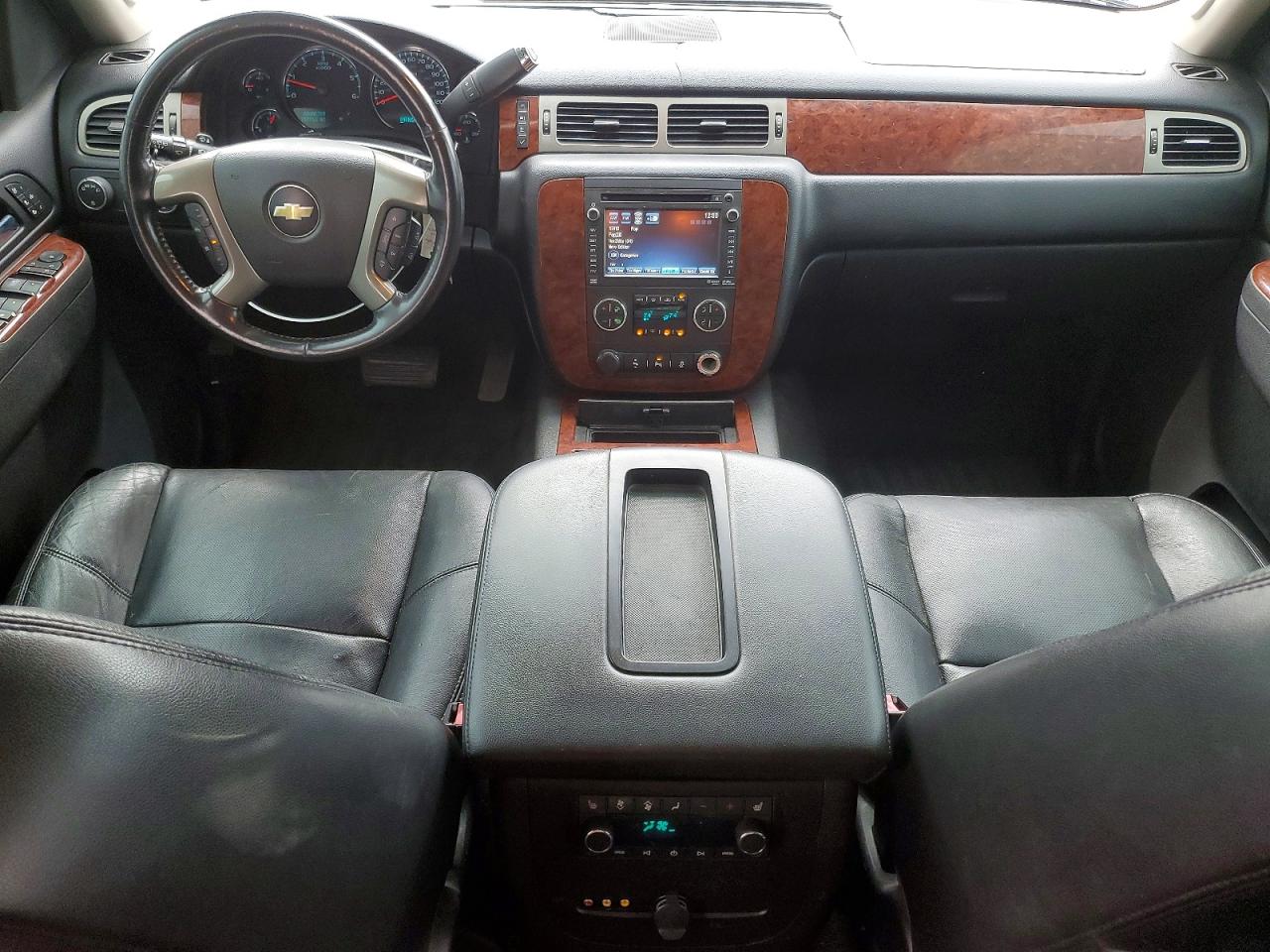 2012 CHEVROLET SUBURBAN K1500 LTZ photo 15