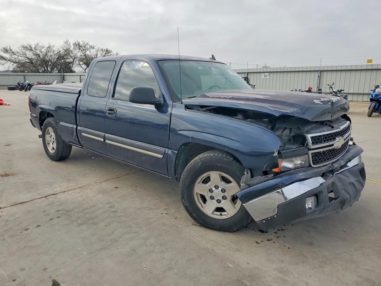 2006 CHEVROLET SILVERADO C1500 photo 7