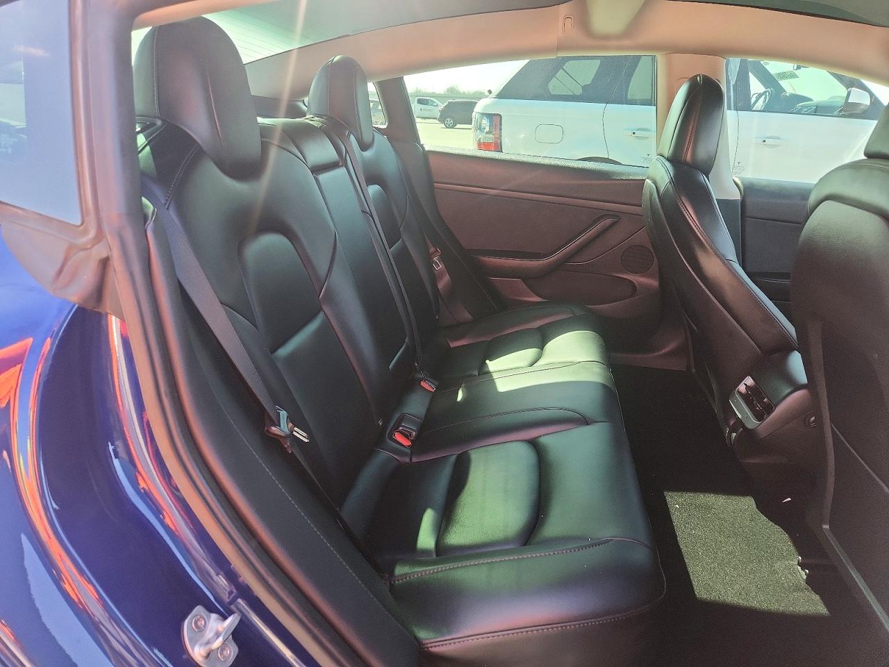 2022 TESLA MODEL 3 photo 10