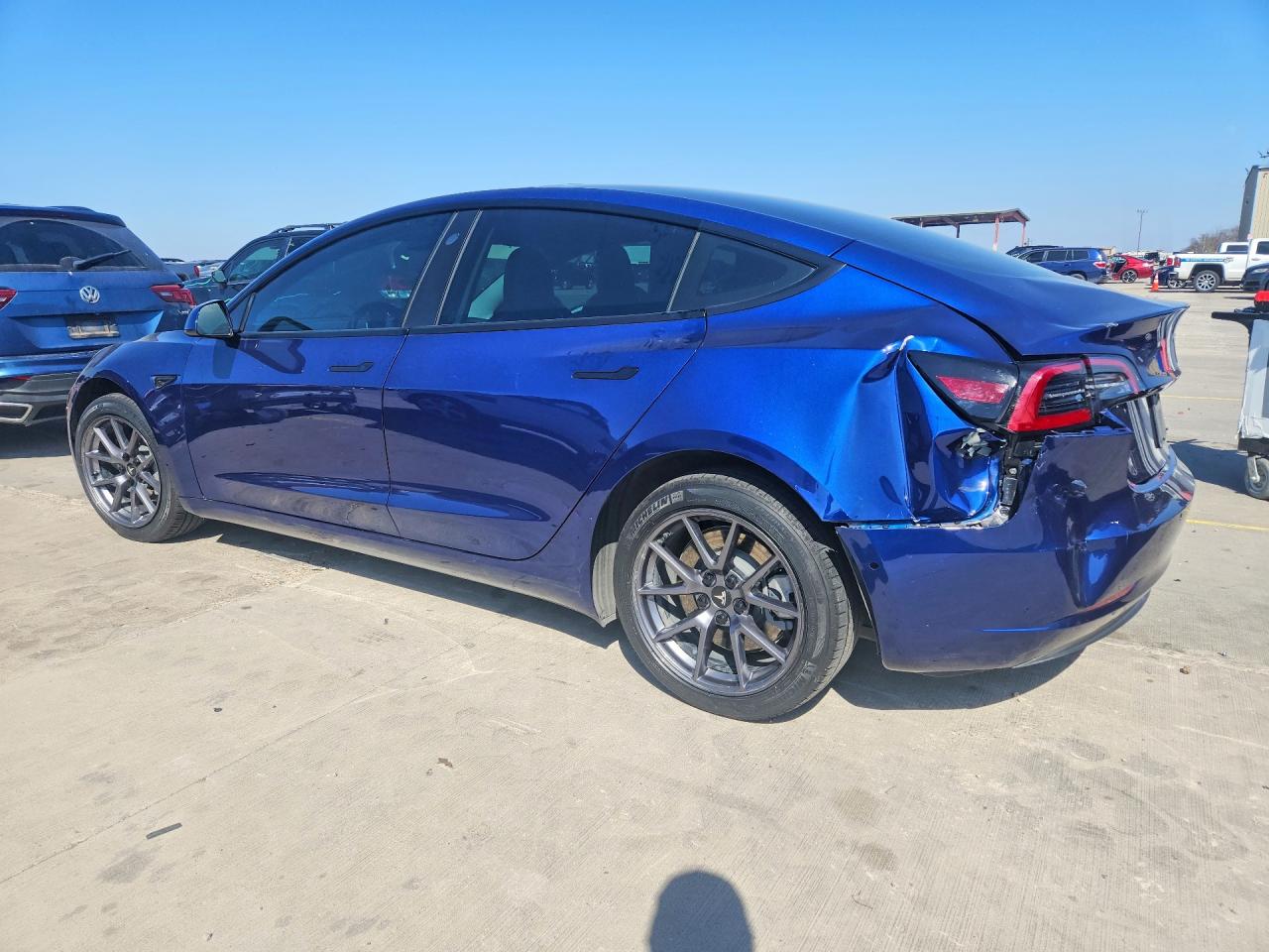 2022 TESLA MODEL 3 photo 2