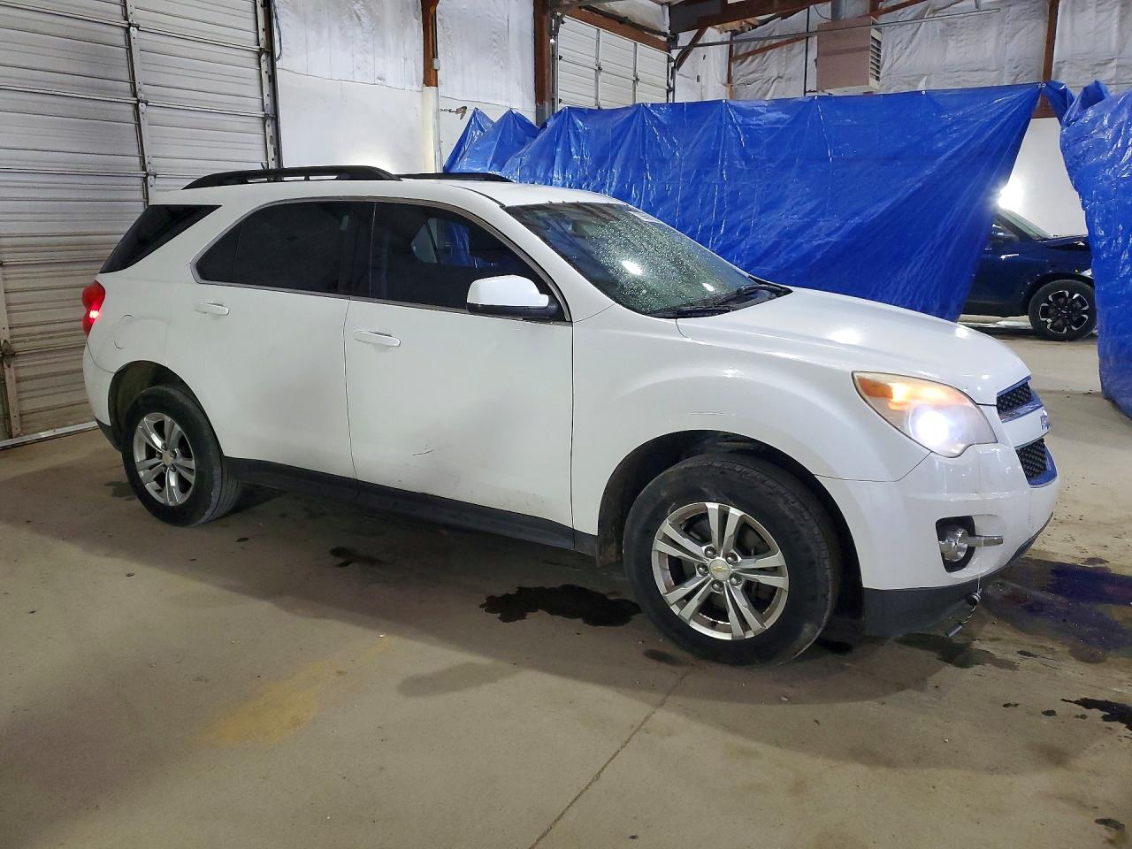 2010 CHEVROLET EQUINOX LT photo 4