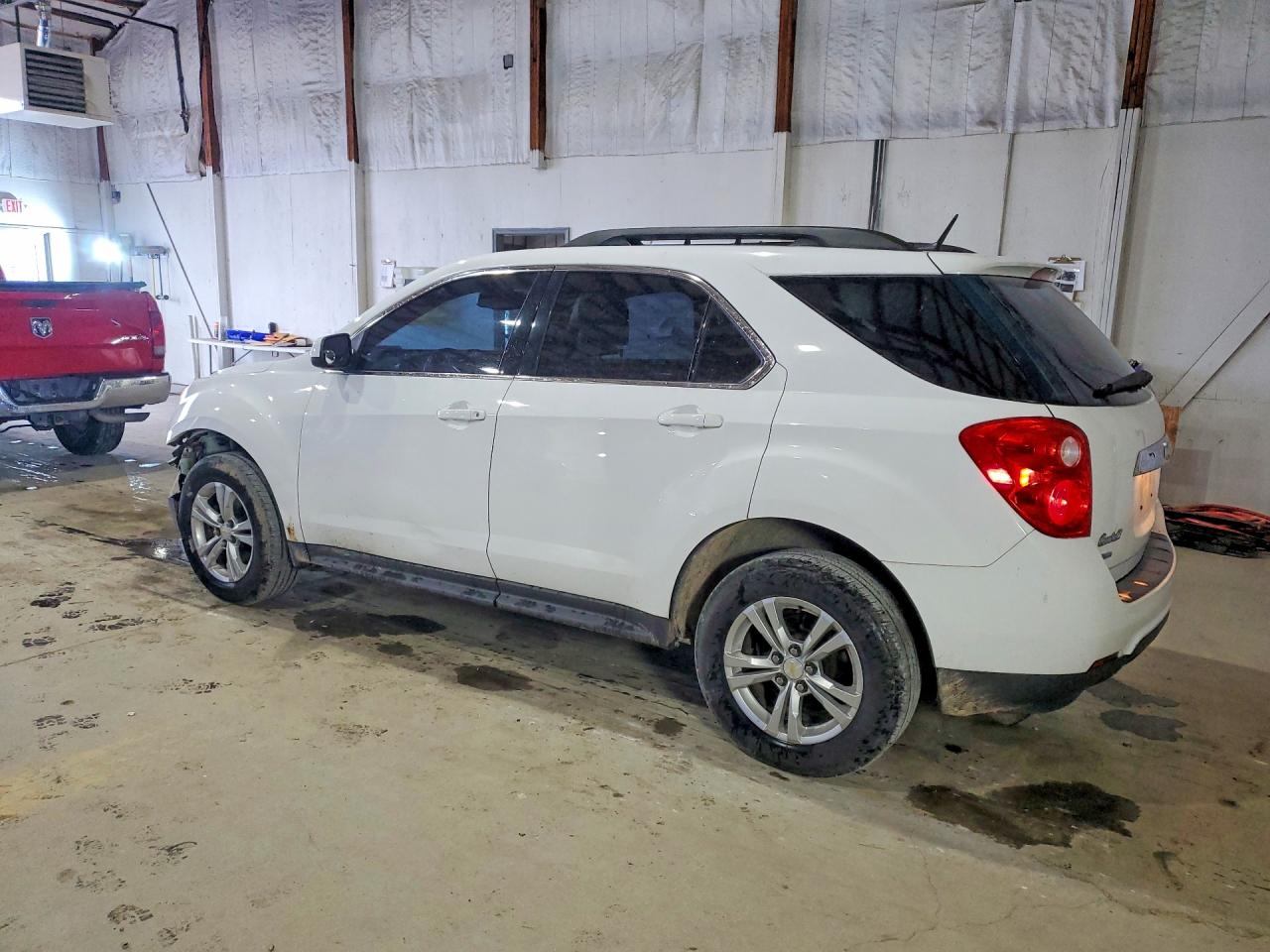 2010 CHEVROLET EQUINOX LT photo 2