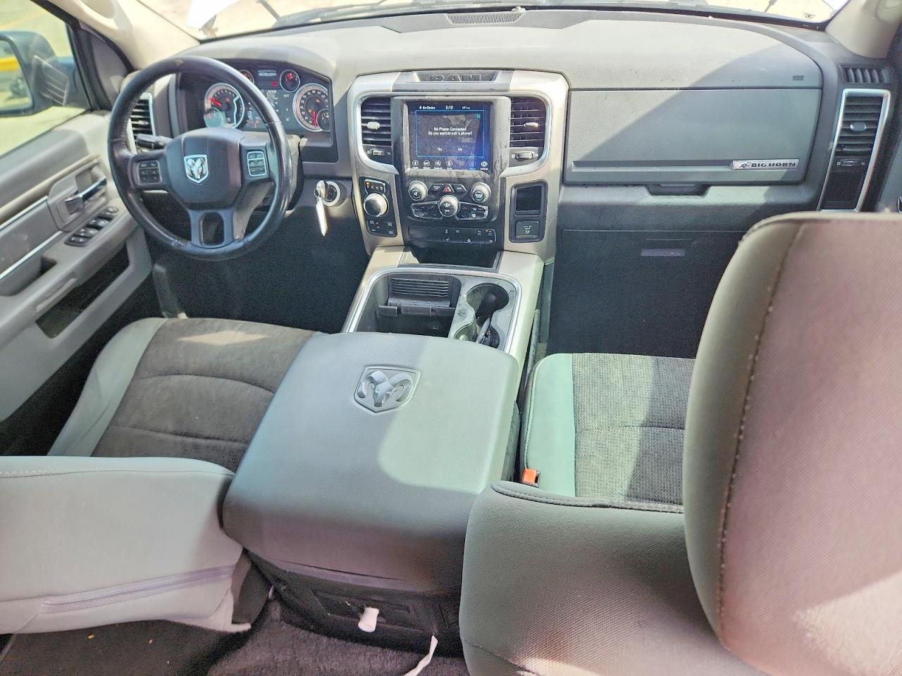 2019 RAM 1500 CLASSIC SLT photo 15